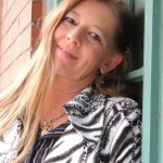 Susanne Johnson - sober since 2010 - shares her story - how her addiction started, what she did to treat it and what she's doing for her longterm recovery. Thank you Suzanne!